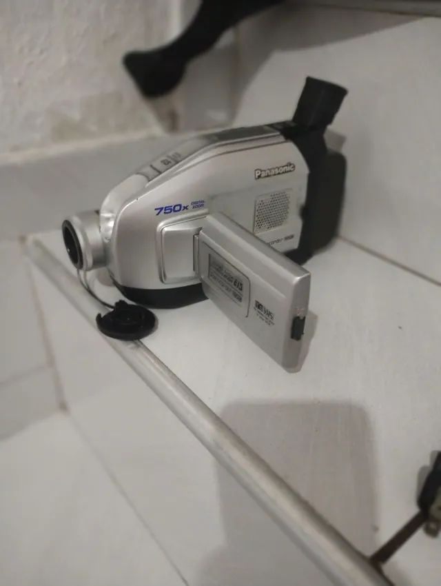 panasonic palmcorder vhsc 750x