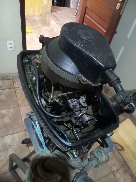 Motor de Popa Suzuki 6hp - Imperdível! RELÍQUIA - Foto 6