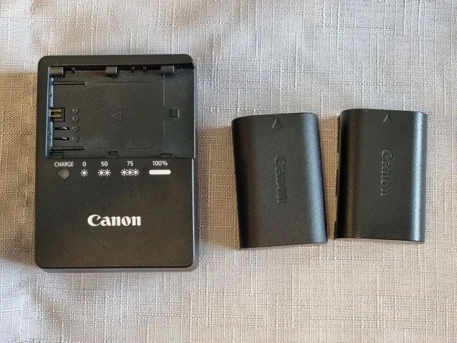 Câmera Canon 70d kit 18-55mm + bateria original - Foto 3