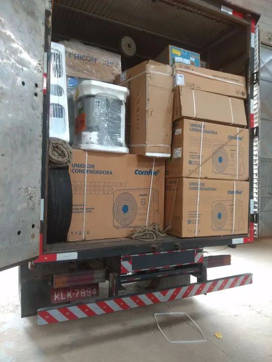 FRETES E MUDANÇAS 