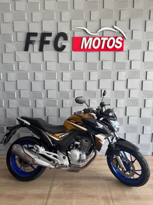 CB Twister 250 ano 2020  ABS IPVA 2024 pago Faço Financiamento - Foto 4