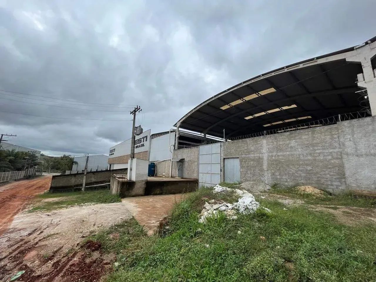 Galpão 1.900m² para alugar por R$ 21.000,00 - Foto 3