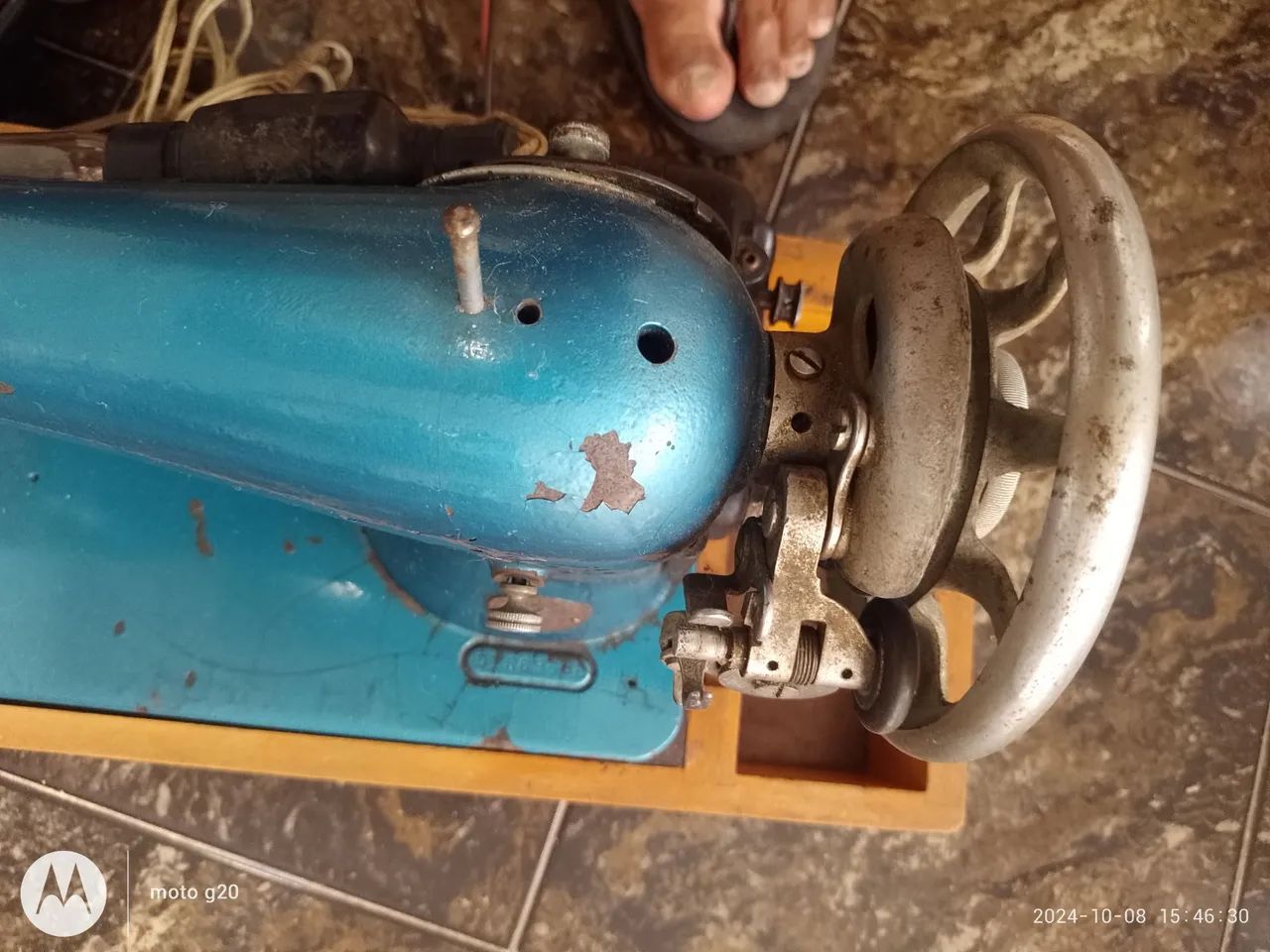 Máquina de Costura Antiga - Foto 5
