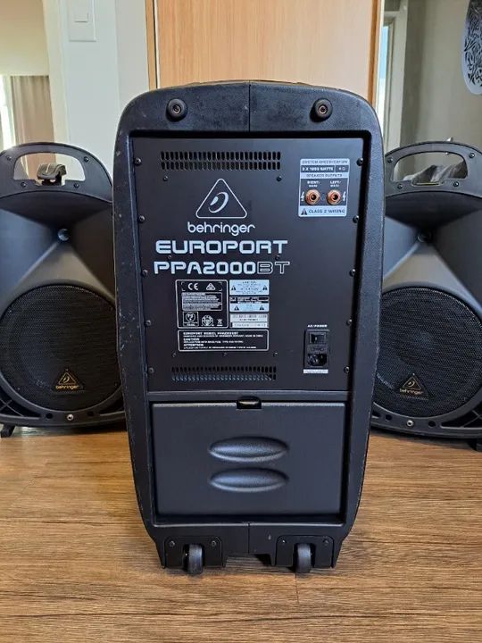 PA Behringer Europort 2000 BT - Instrumentos musicais - Santa