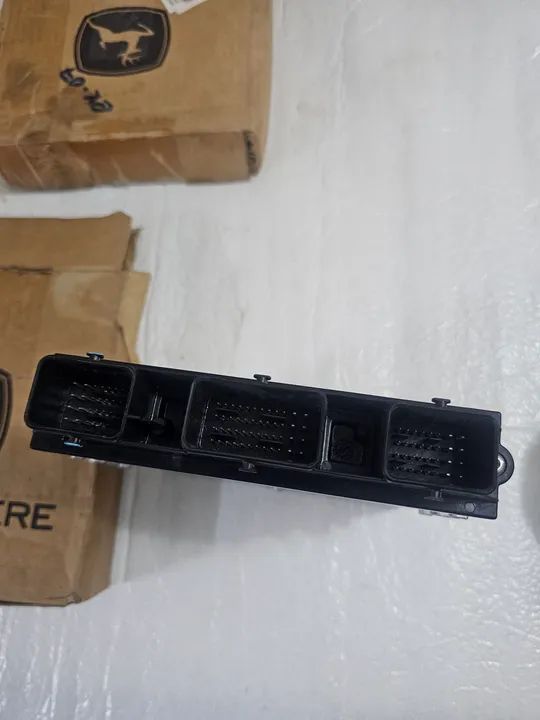 Harvester forwarder cabecote John deere módulo eletrônico novo original F065193 - Foto 4
