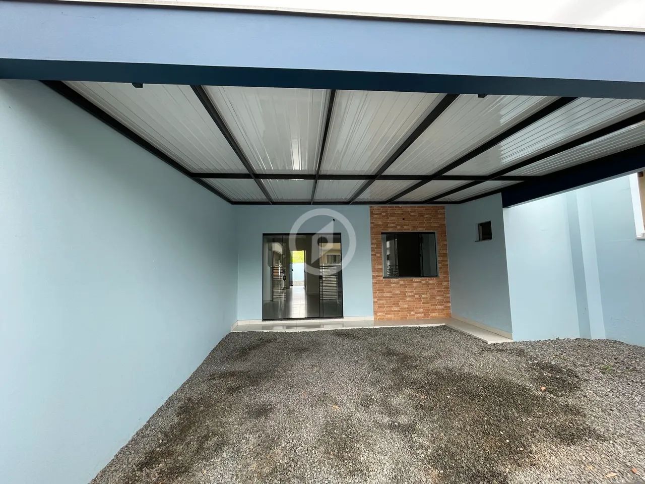 Casa Geminada de 3 quartos semi mobiliada - Foto 5
