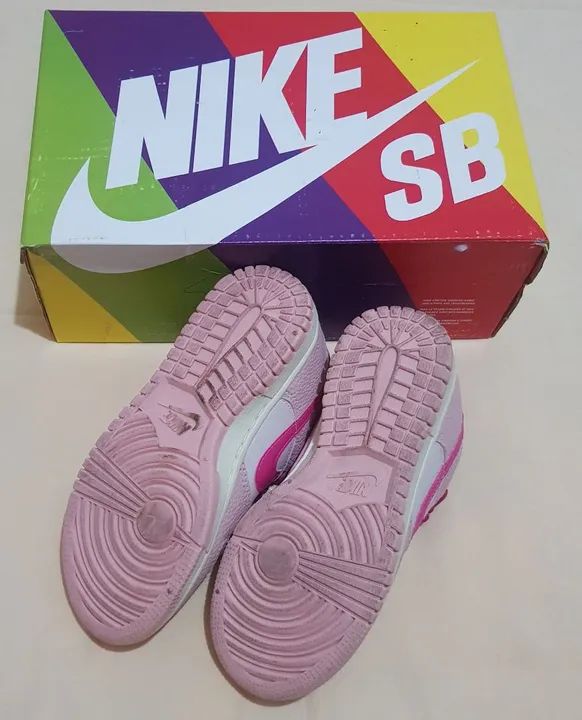 Tênis Nike Qualidade Premium tamanho: 35 - Foto 5