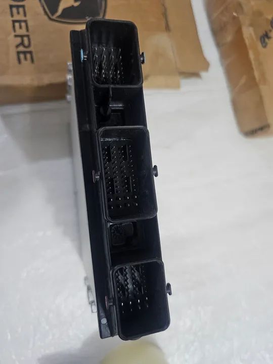 Harvester forwarder cabecote John deere módulo eletrônico novo original F065193 - Foto 3