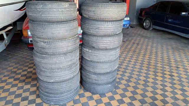 Pneus 185/55R16 Bridgestone - Meia vida e Usados - R$150,00 cada