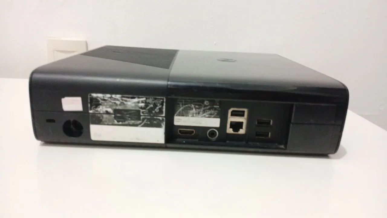 Xbox 360-com defeito leia a descrição! - Foto 3