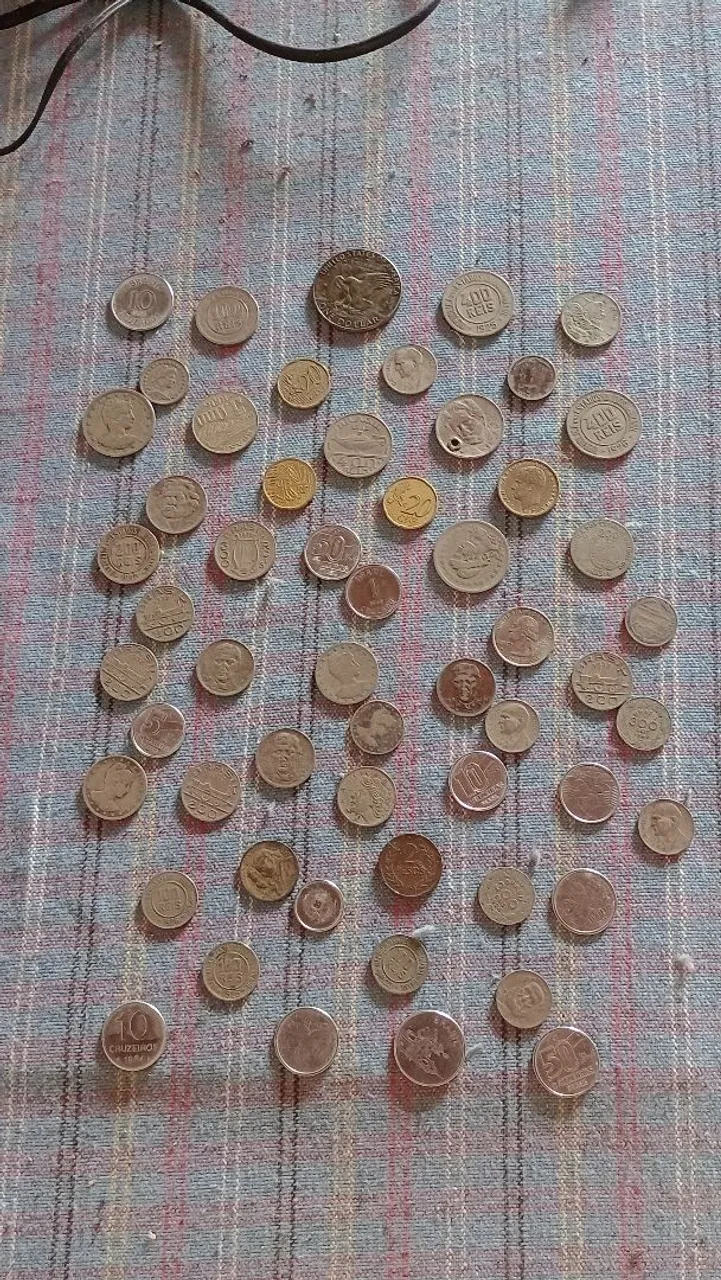 Coleção de Moedas Antigas e Estrangeiras