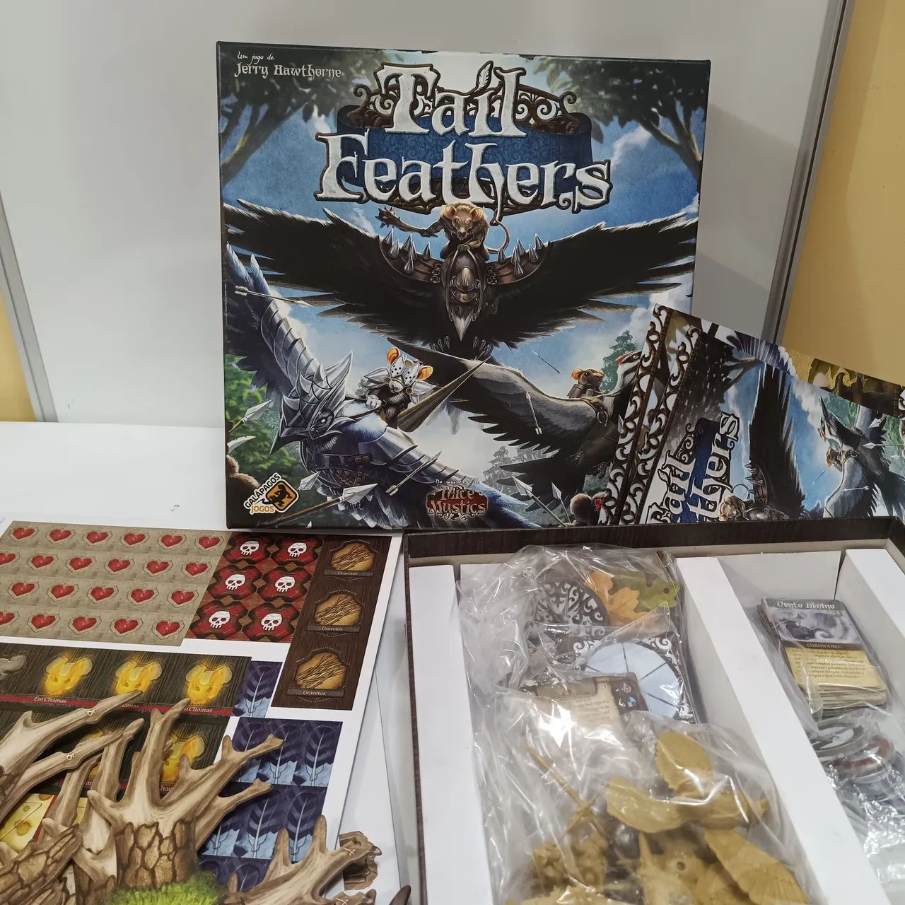 Jogo de tabuleiro tail feathers 