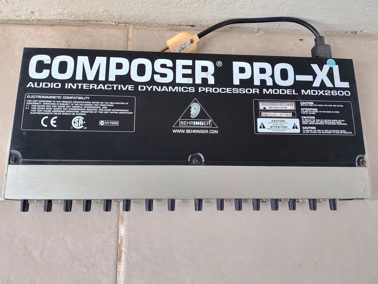 Compressor Behringer MDX260064302953815169121