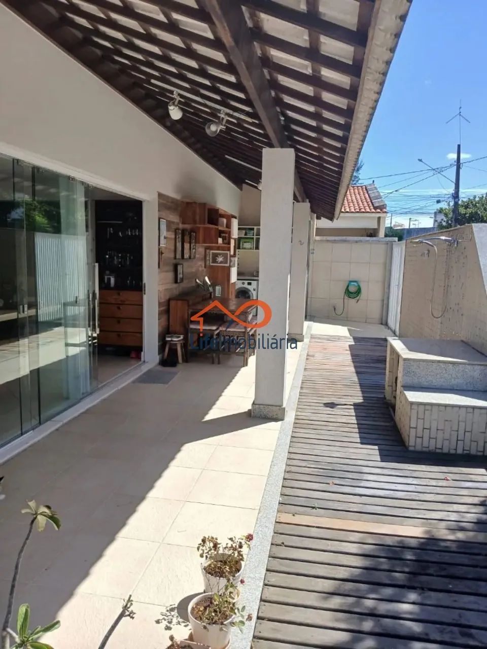 Casa à venda em Condomínio Fechado com 4/4, 2 Suítes - 172m² - Leste/Sul - Foto 4