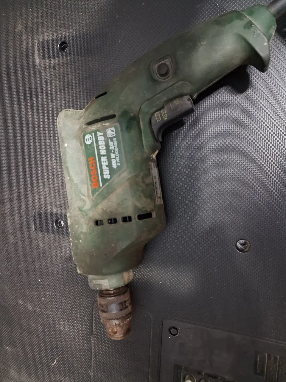 Furadeira Bosch Super Hobby 400W - não funciona