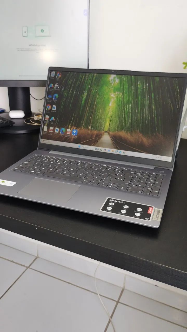 Notebook Lenovo  - Foto 2