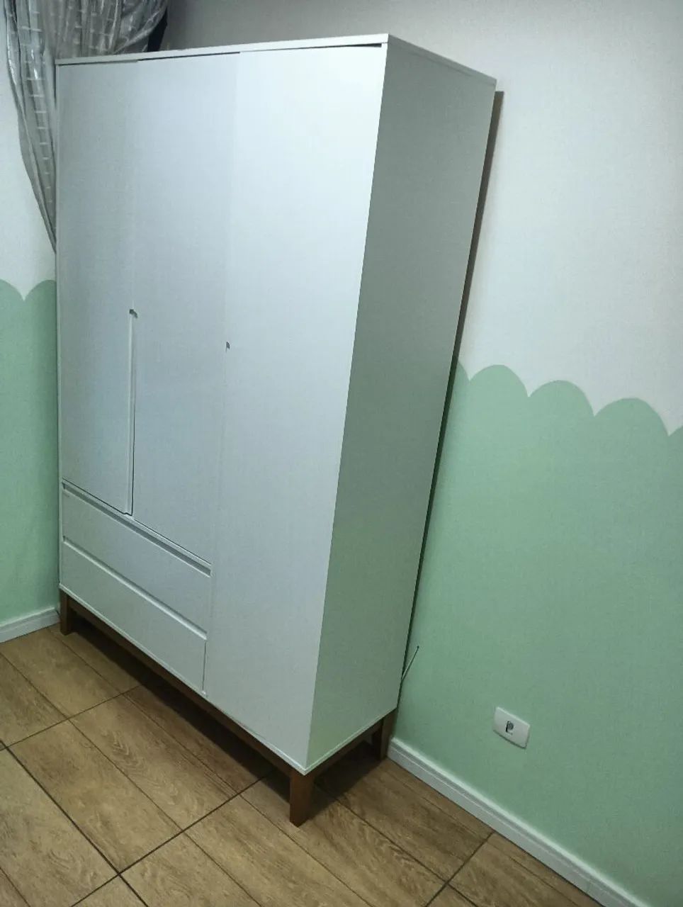 Guarda Roupa Infantil  Seminovos Matic Alt 2.05 x compr 1.32  x largura 44 cm - Foto 5