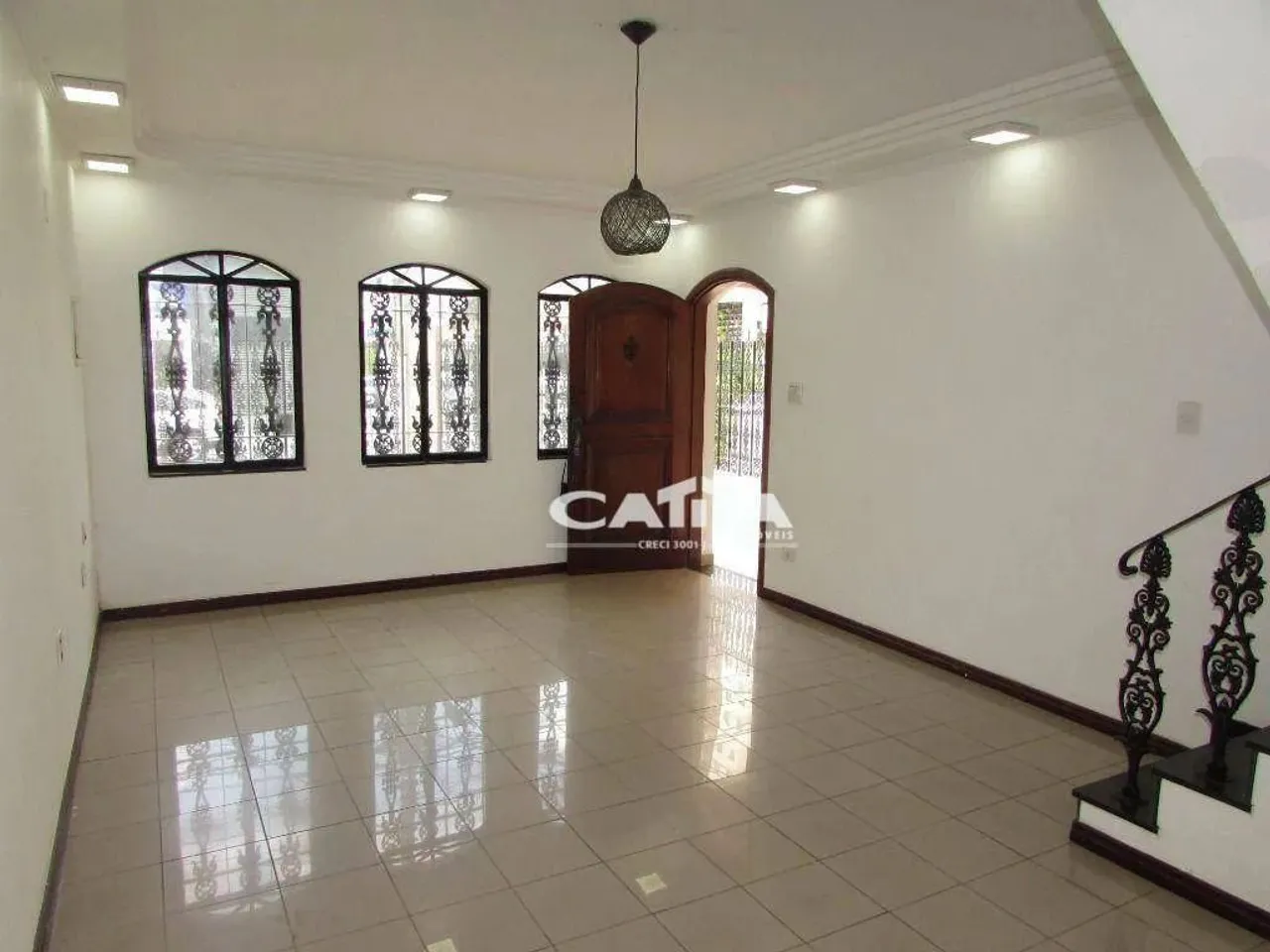 Sobrado com 4 dormitórios para alugar, 176 m² por R$ 6.300,00/mês - Vila Carrão - São Paul
