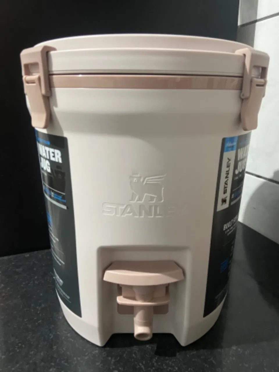 WATER JUG - STANLEY
