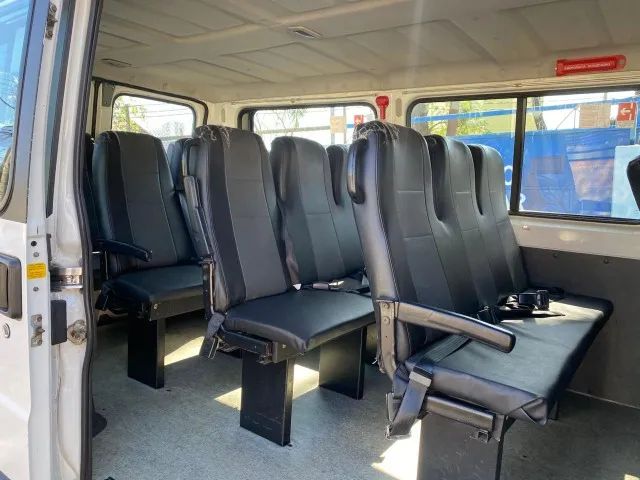 Peugeot Boxer 2.3 Minibus 15/16L TB Diesel., foto 8 de 10