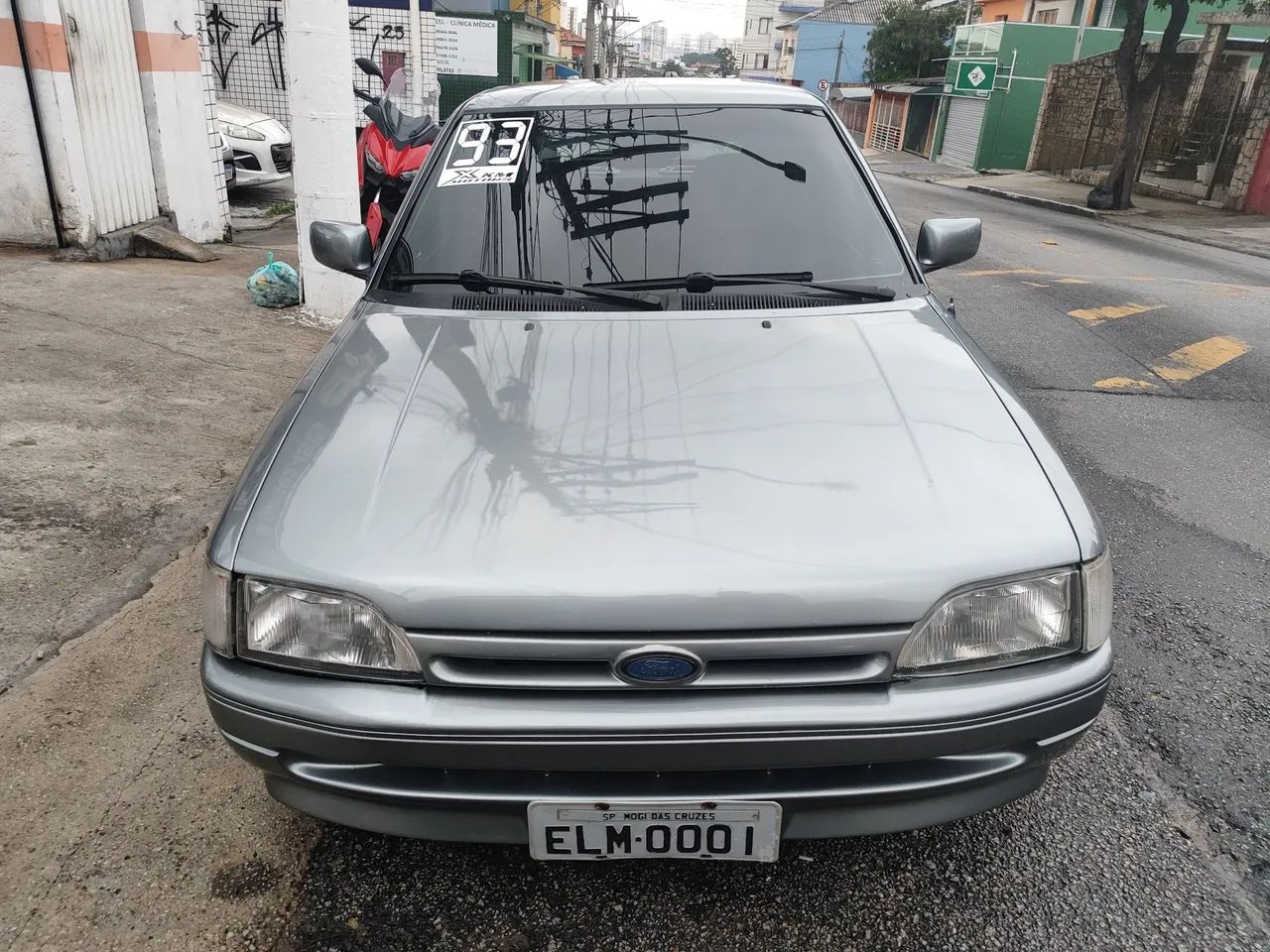 Ford Escort GL 1.8i / 1.8, foto 2 de 9