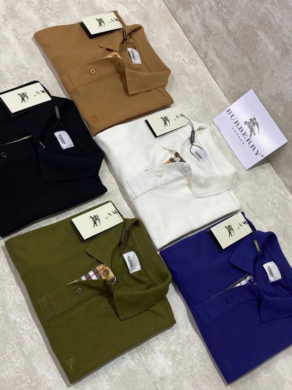 Camisa Polo Burberry London - Logomarca Monocromática 
