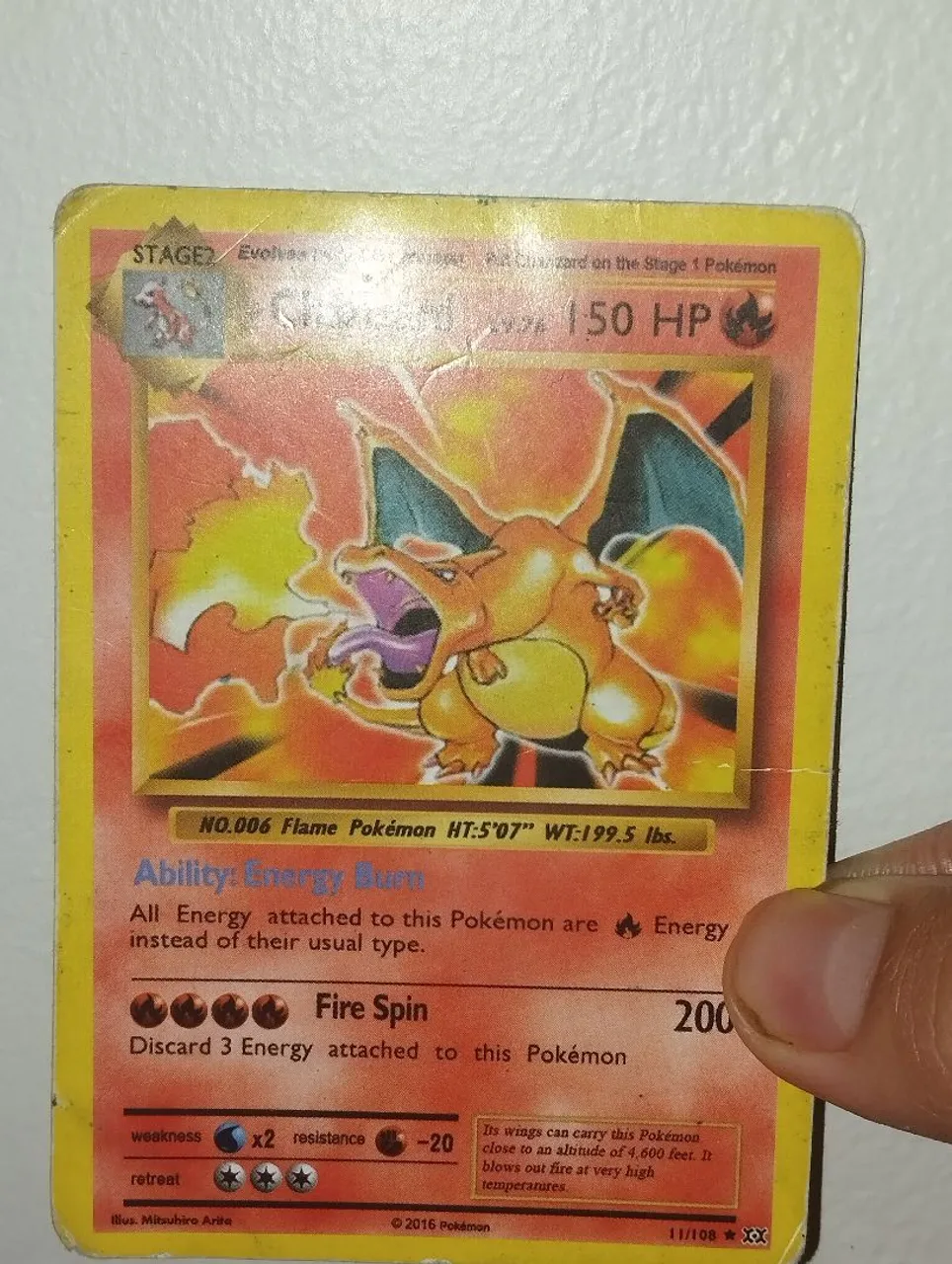 Carta Charizard (11/108)