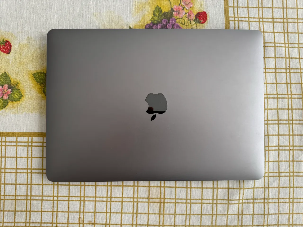 macbook air 2018 i5