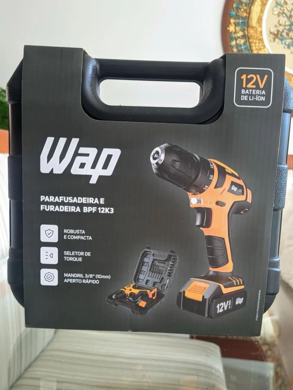 Parafusadeira e Furadeira WAP à Bateria - Nova e Lacrada