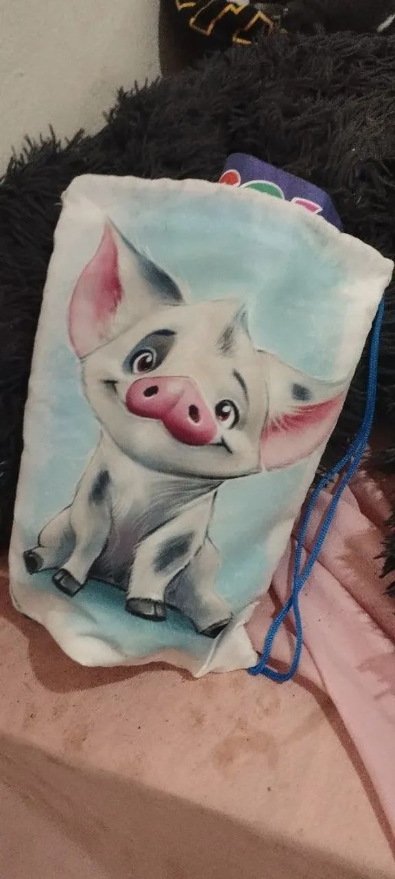 Mochila infantil com desenho de porquinho