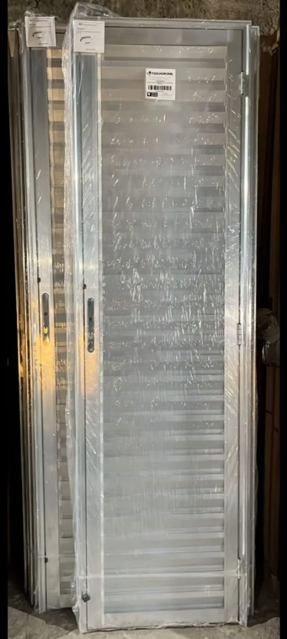 Porta de Aluminio
