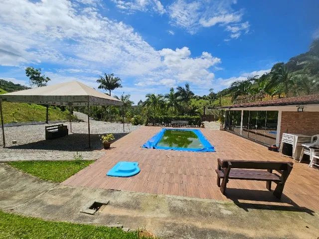 Lindo sitio em Aguas Mornas - Foto 2
