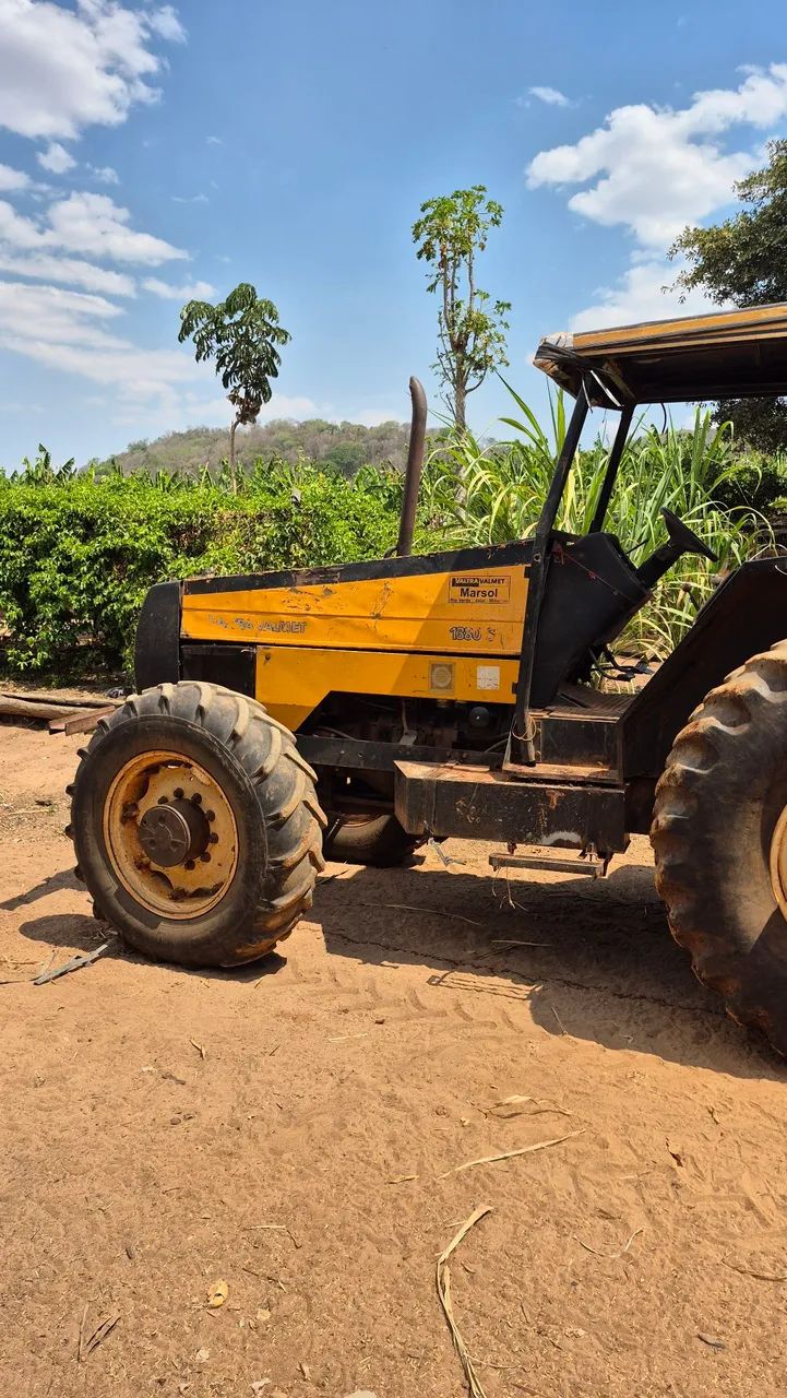 Trator valtra 1380 S
