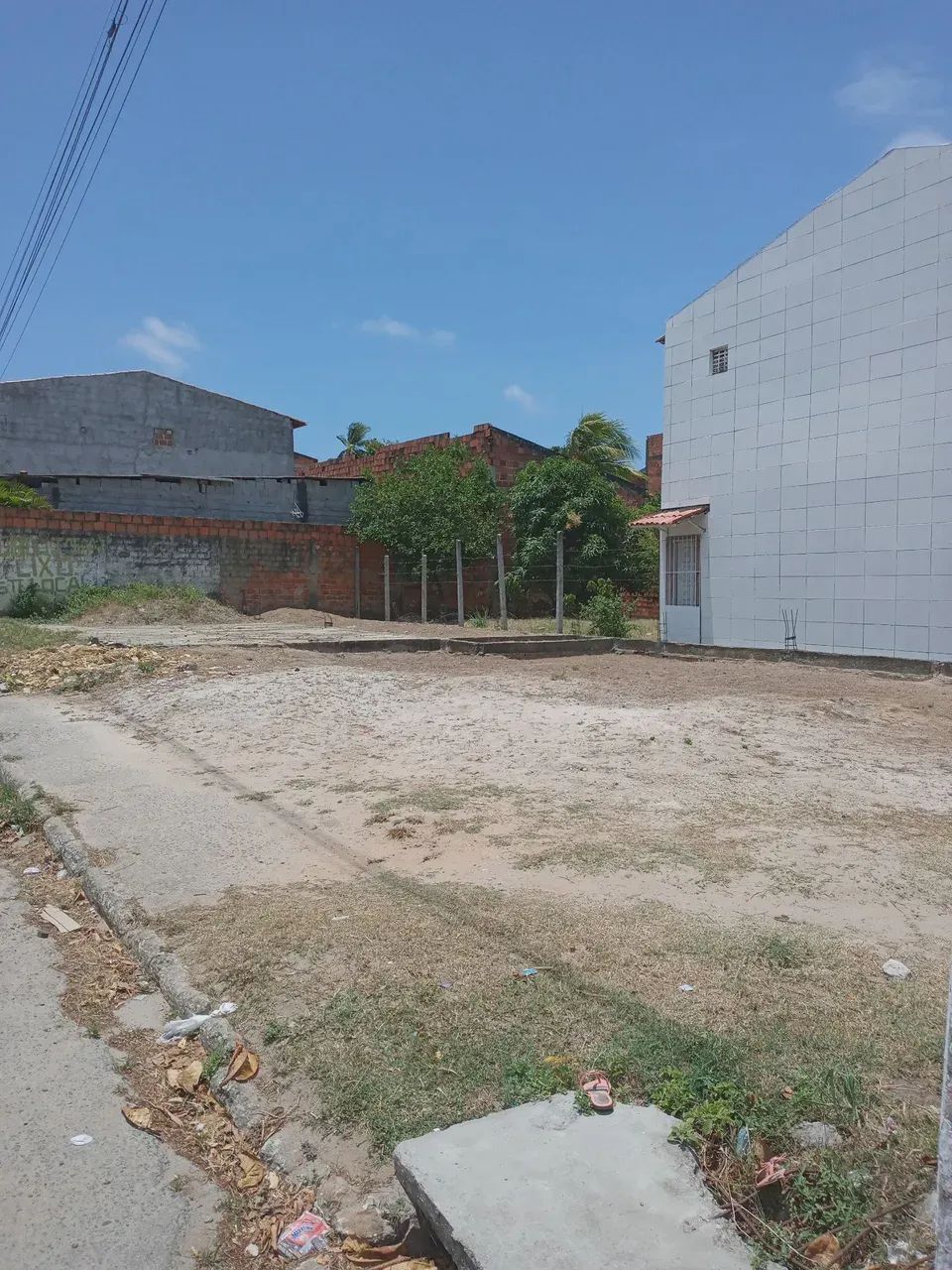 $ Terreno de Esquina à Venda no Dom Luciano  Oportunidade Imperdível em Aracaju - SE
