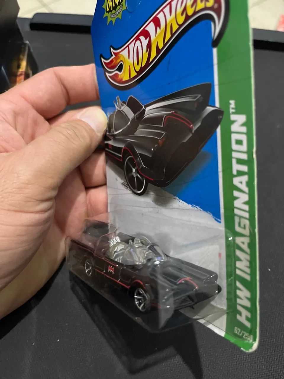 Hot Wheels Batmóvel Clássico TV Series - Foto 2
