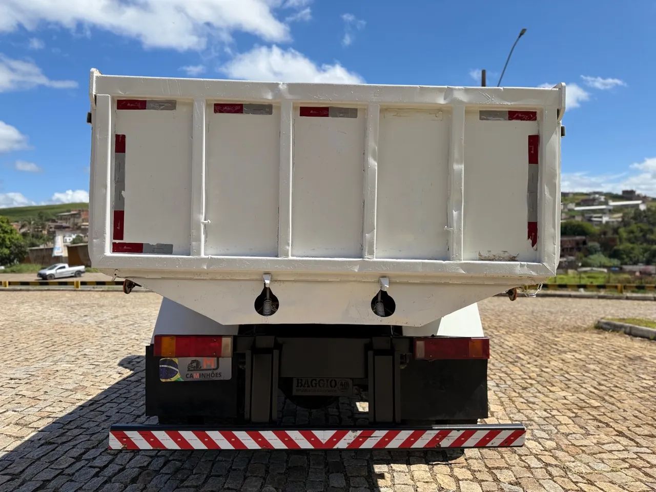 Iveco Tector 170E21 Caçamba - 2019 - Foto 6