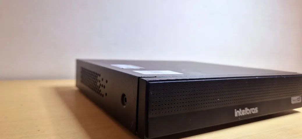Intelbras Mhdx 1008 C + Hd 1tb - Gravador 8 Canais + 4 Câmeras Intelbras - Foto 2