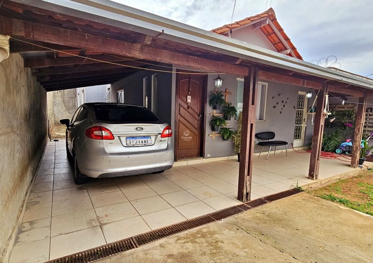 F.P vende-se na Marambaia/ fone: *