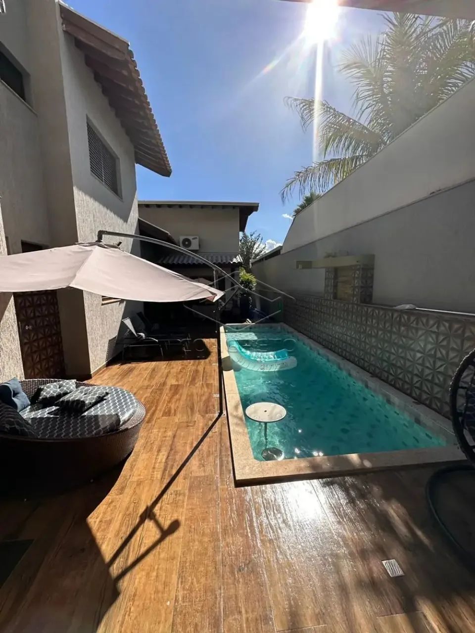 LINDA CASA COM 05 DORMITÓRIOS NO CONDOMÍNIO SAMAMBAIA - Foto 4