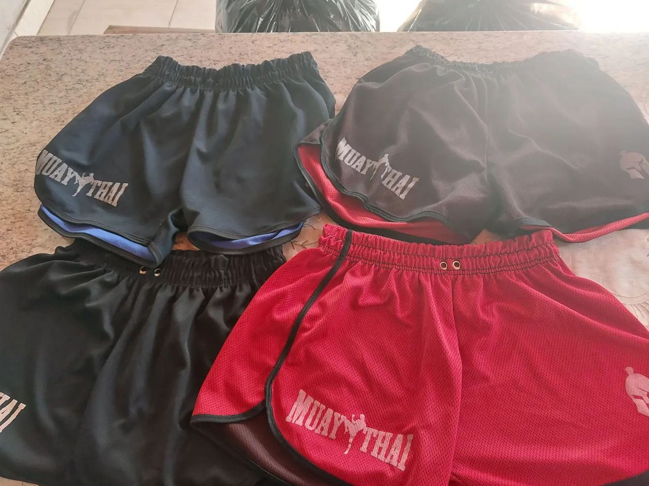 Shorts de Muay Thai - Diversas Cores