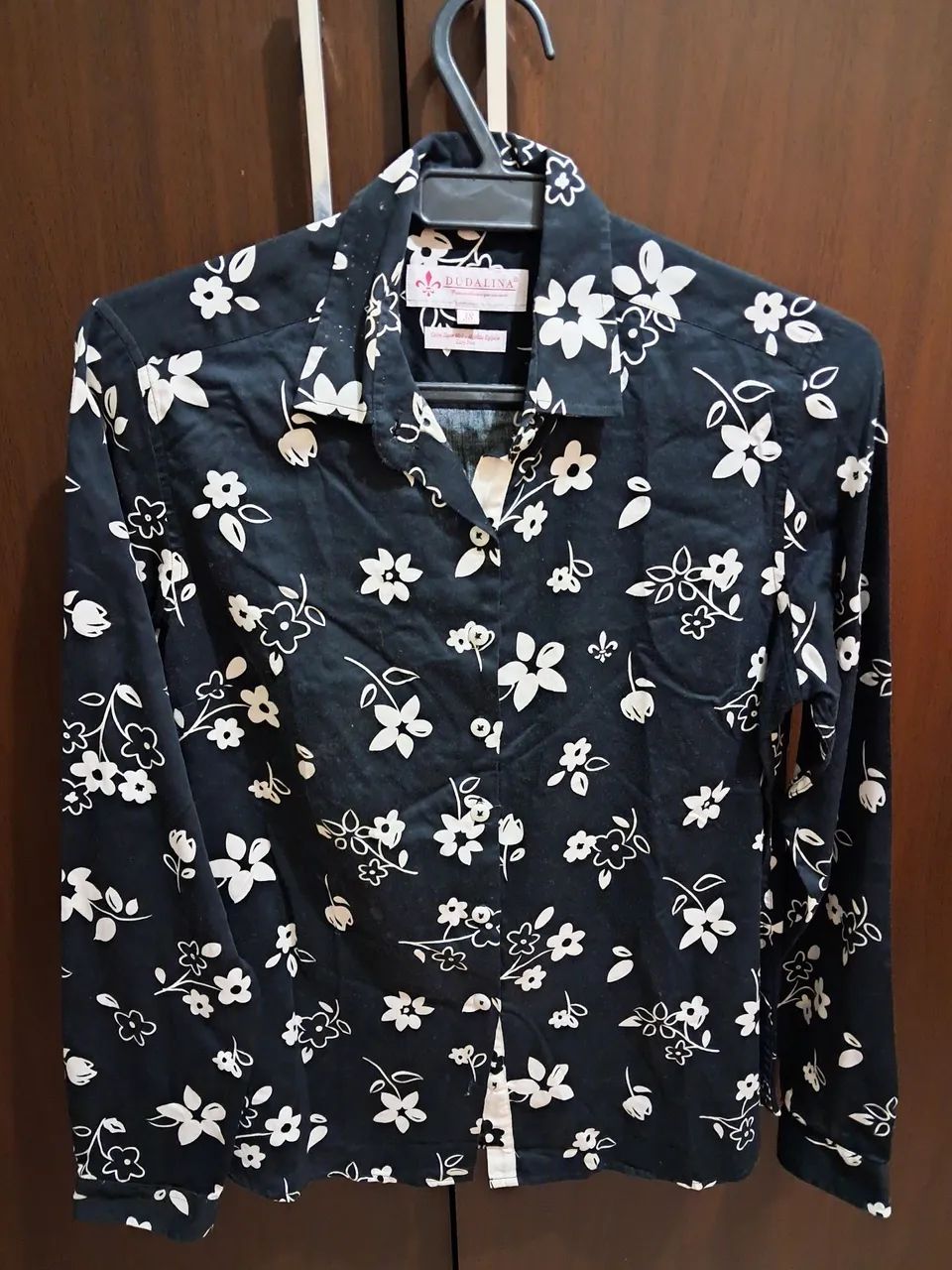 Camisa feminina estampada floral