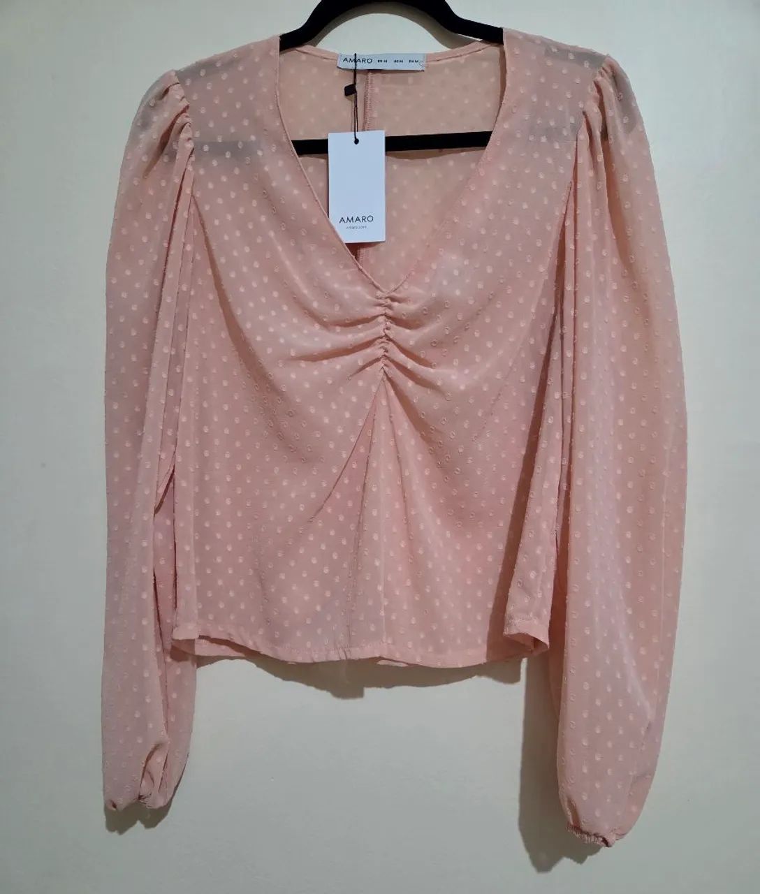 Combo com 2 Blusas NOVAS - AMARO (Rosa + Floral) - Tamanho M - Foto 2