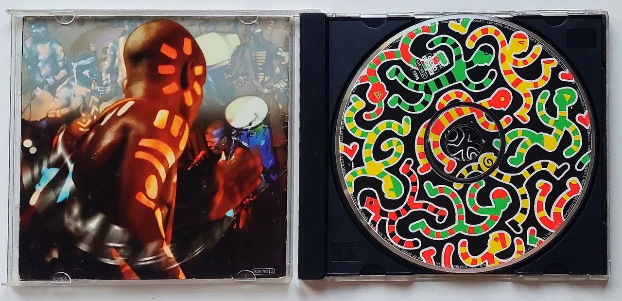 CD - Timbalada: Vamos Dar a Volta no Guetho (usado) - Foto 3