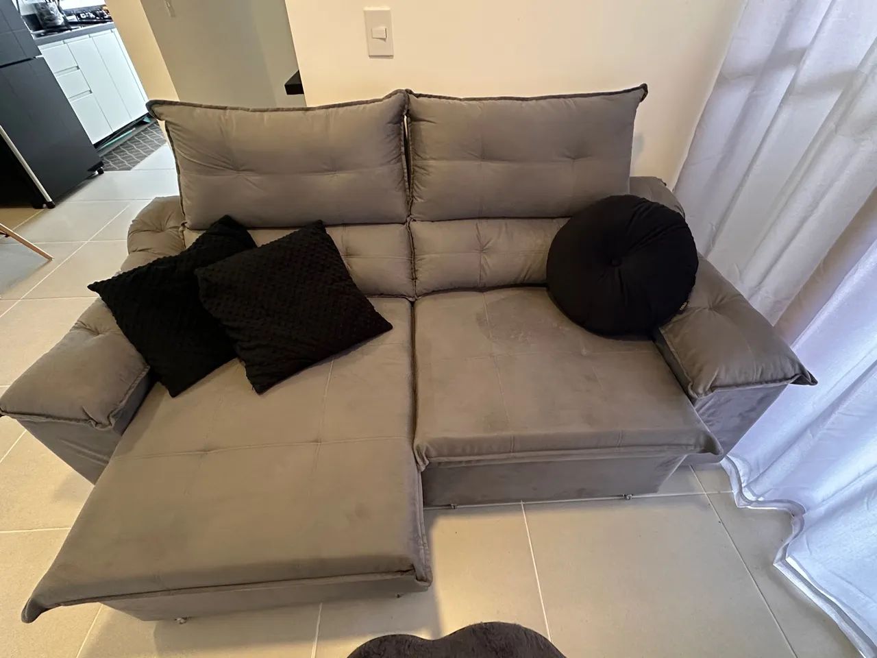 Gray Retractable Sofa with Reclining Backrest444757616519424003
