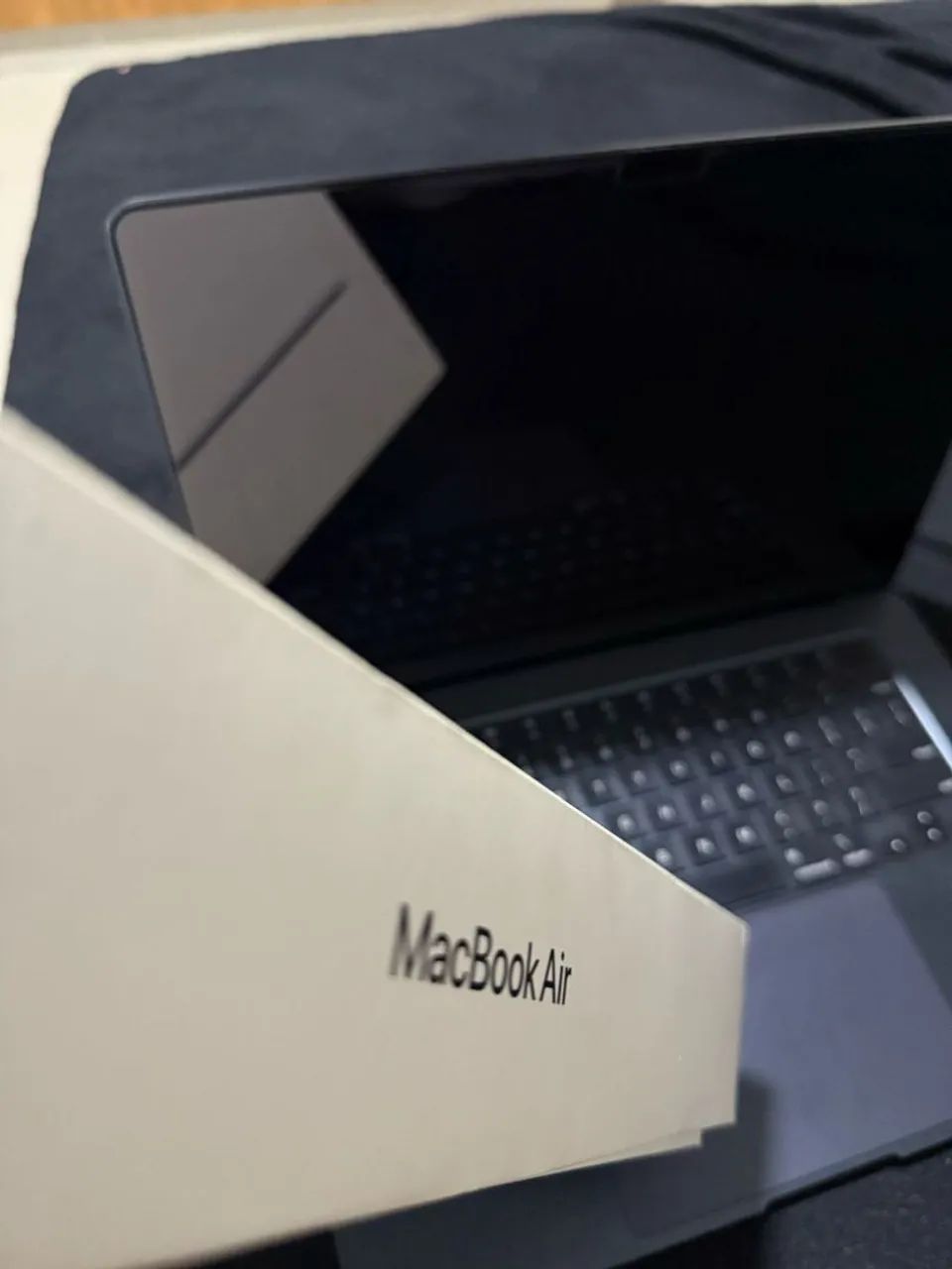 MacBook Air - zero sem detalhes estado de novo.