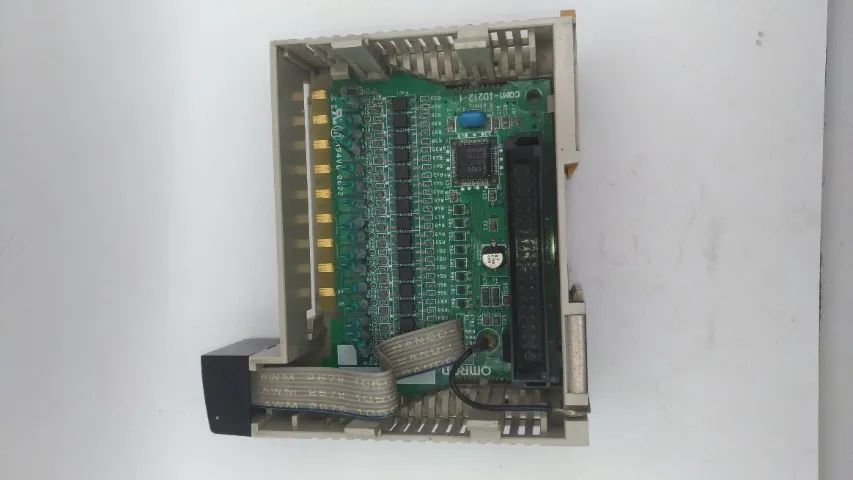 Modulo Expansao Cqm1-id212 16 Entradas Omron - Foto 3