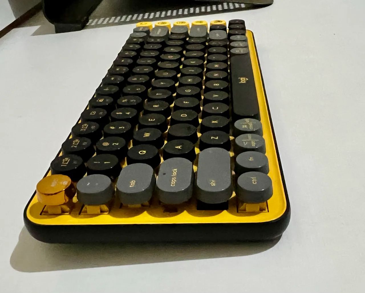 Teclado Logitech Mecânico - POP KEYS - Foto 5