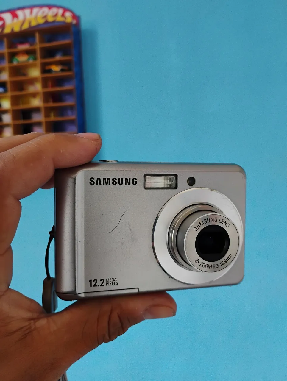 Câmera Digital Samsung 12.2MP ES17 - Zoom 3x