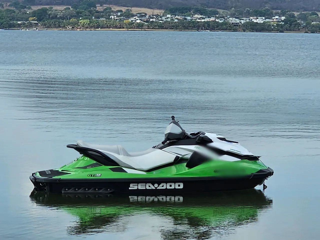 JET SKI GTI 130    2013    - Foto 2