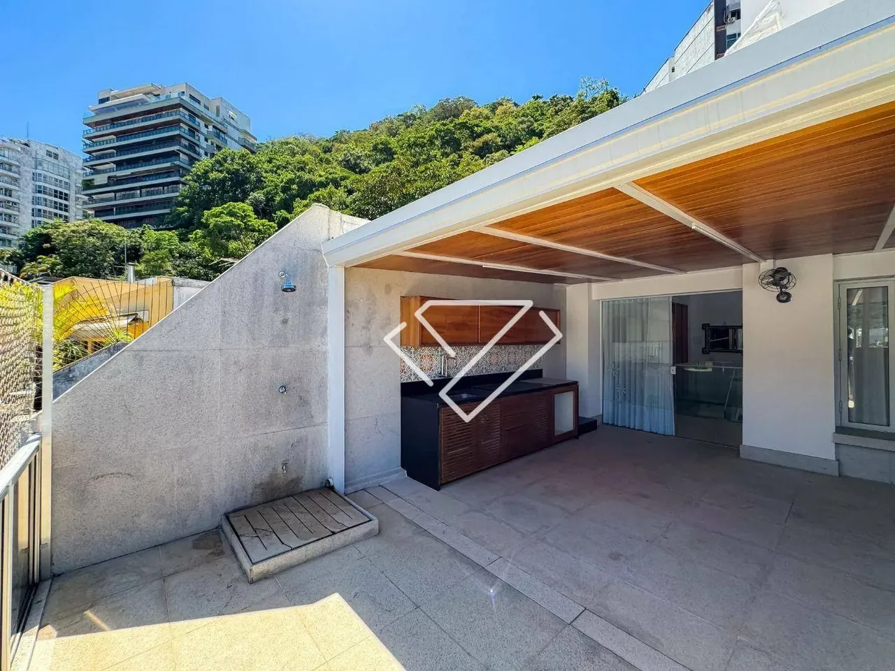 Cobertura com 3 quartos à venda, 230 m² por R$ 2.890.000 - Lagoa - Rio de Janeiro/RJ